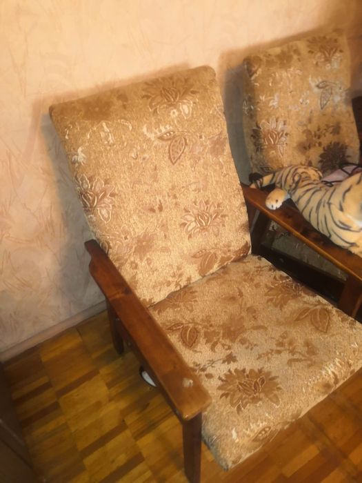 Мебель всё из дома