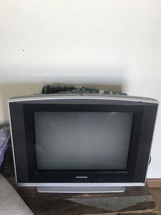 Televizr Samsung Kirmoshina