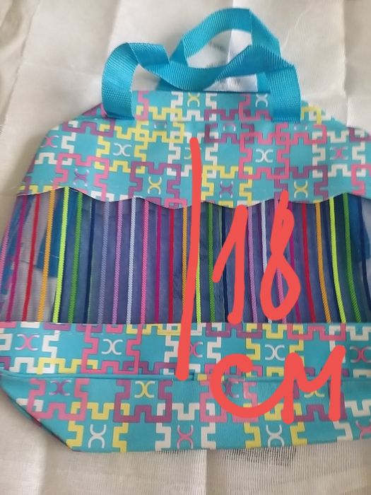 Косметичка прочная