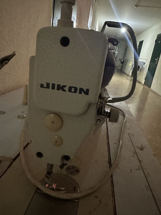 Швейная машинка jikon