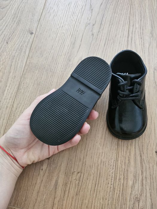 Бебешки официални обувки H&M 18/19 р-р
