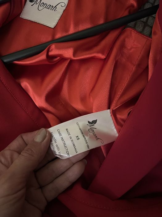 Rochie tip vesta Monarh