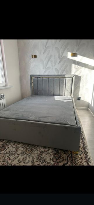 Кровать двуспальная