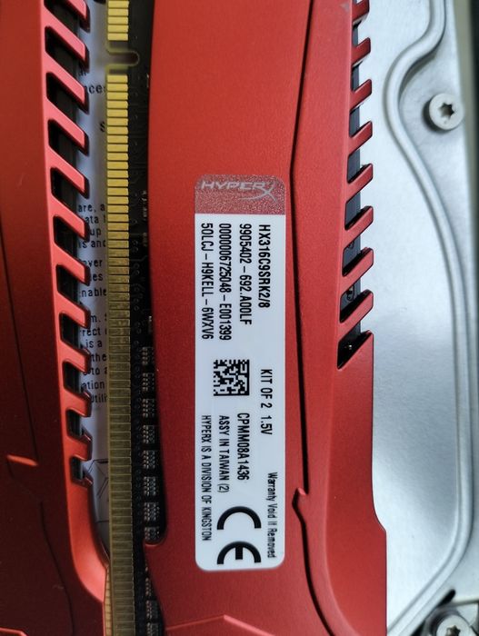 Vand  un procesor si 2 placute ram