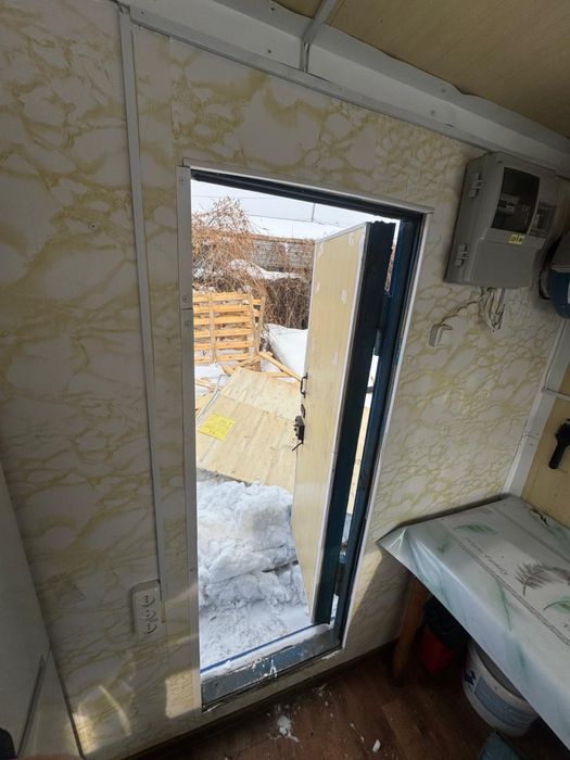 Продам донерку………