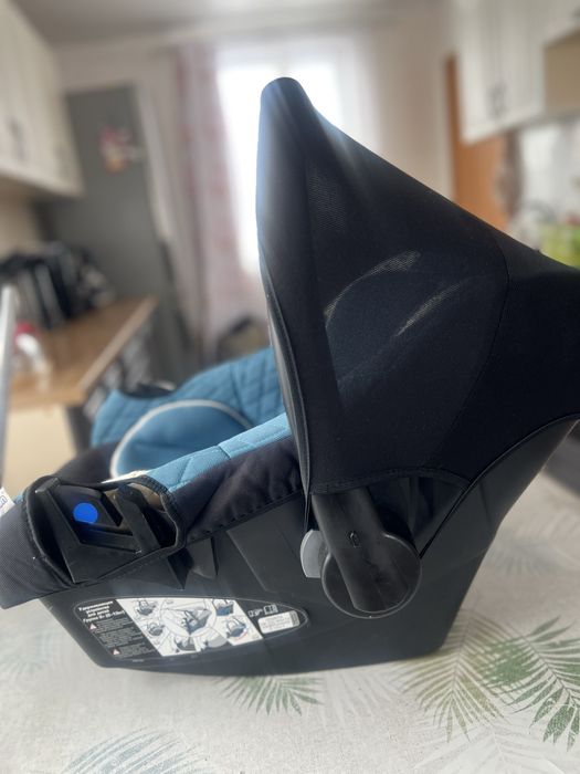 Продам автокресло