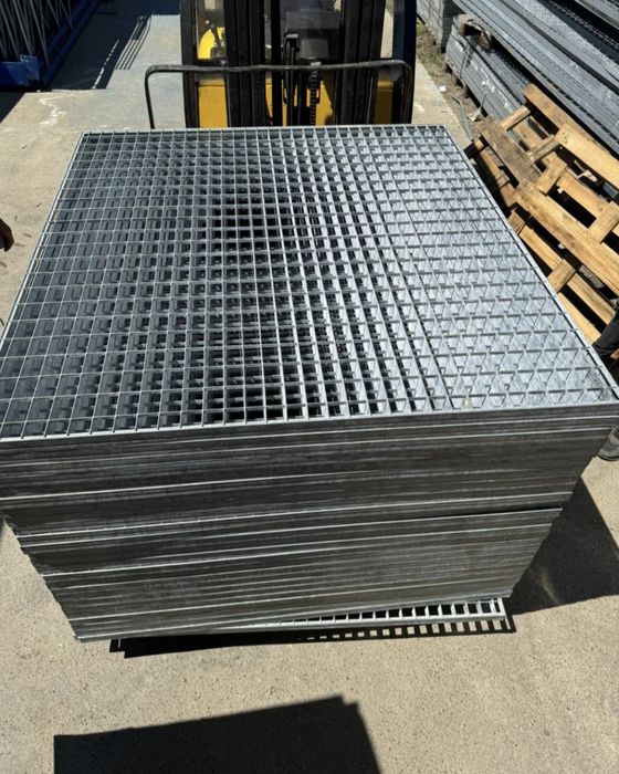 Trepte zincate gretare zincate