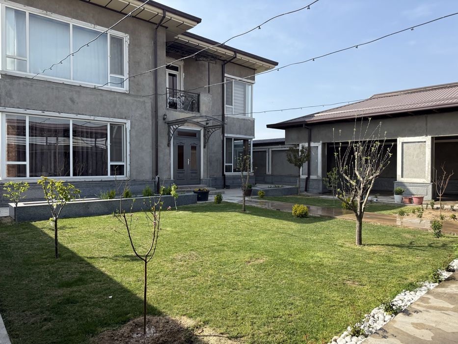 Uy sotiladi uch qahramonda obod mahalla 6,5 sotok