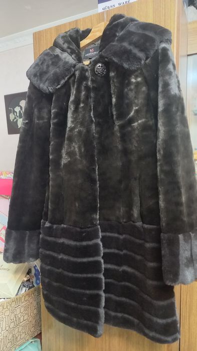 Продается  шуба б/у