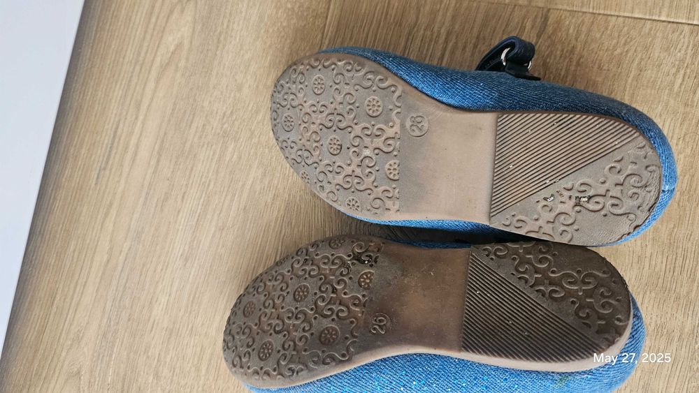 Детски обувки-момиче