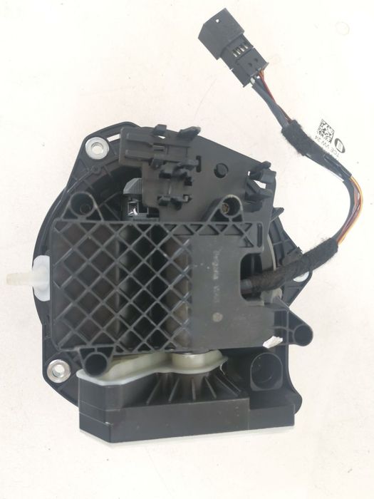 Maner haion cu Camera Marsarier Volkswagen VW Golf 8 2020 2021 2022 20