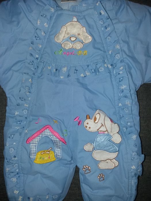 Комбинезон на малыша