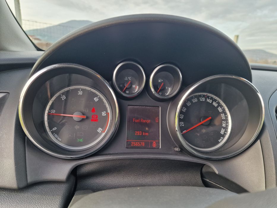 Opel Astra J Sport Tourer 1.7 CDTI, 2011