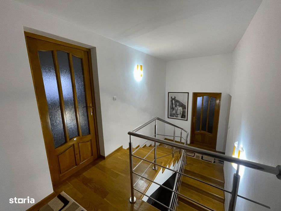 Casă S+P+E+pod, 7 camere, 2 băi | Central Beclean, lângă Băile Figa