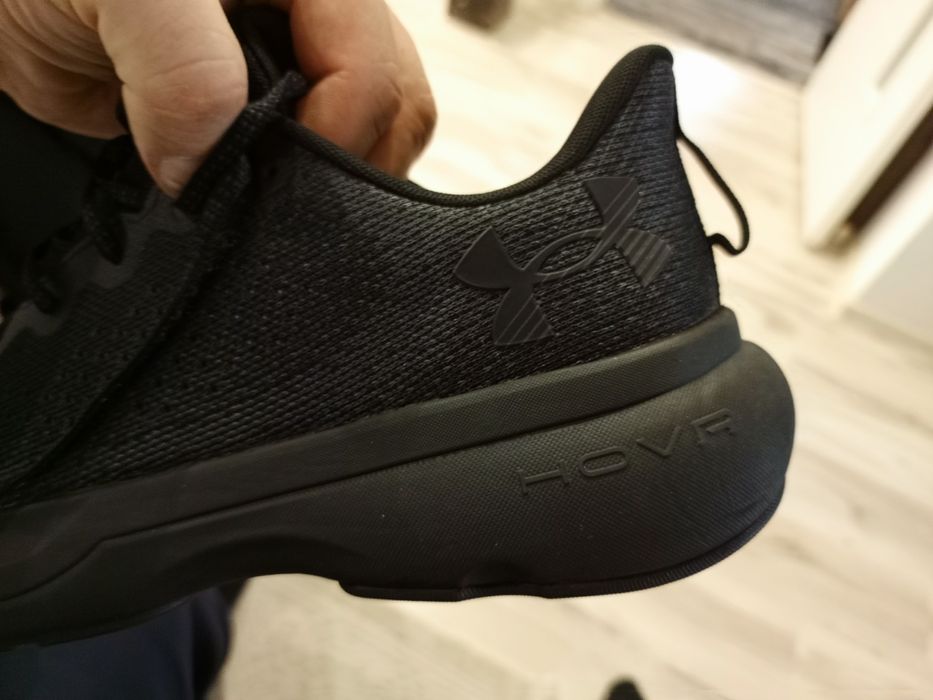 Продавам чисто нови маратонки