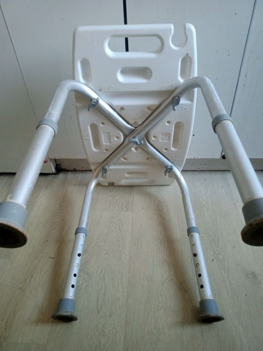 Стульчик для ванны бу