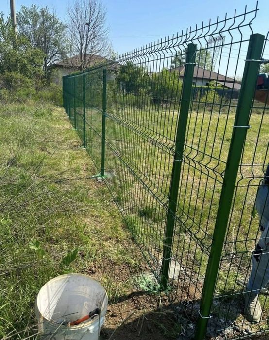 Garduri și porți din plasa bordurată