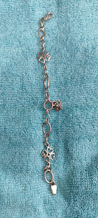 Сребърни гривни и медальони