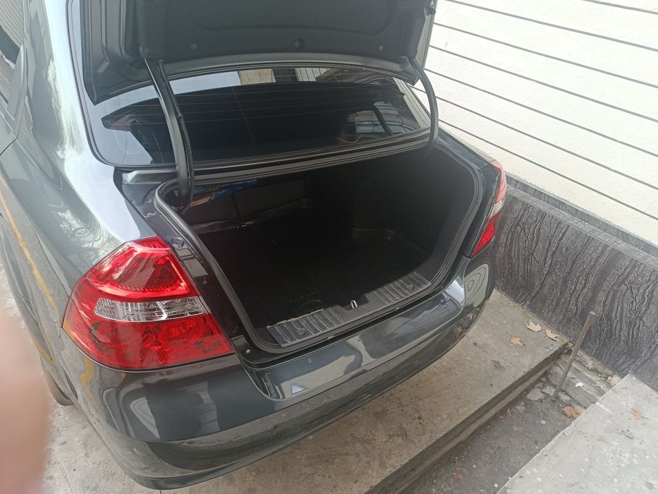 Нексия 3 сотилади