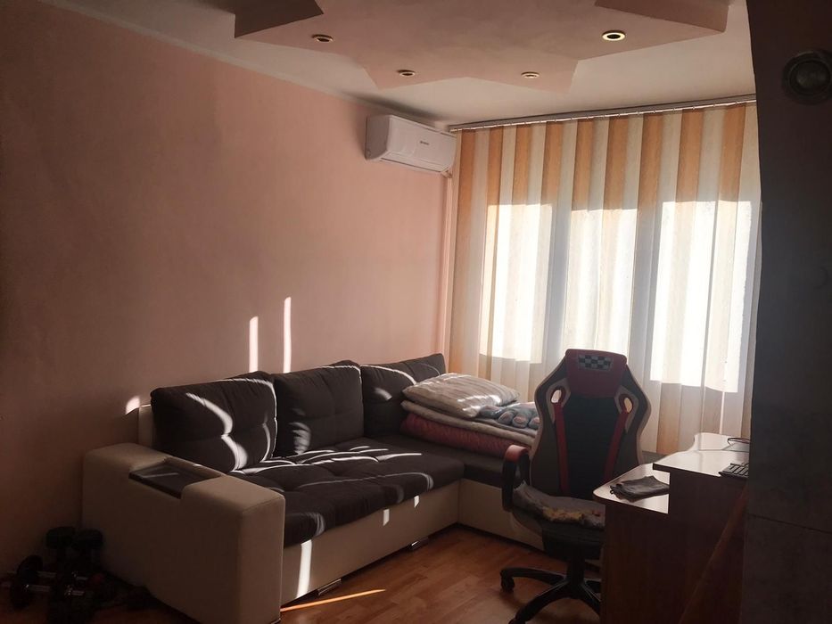 Vînd Apartament 4 camere