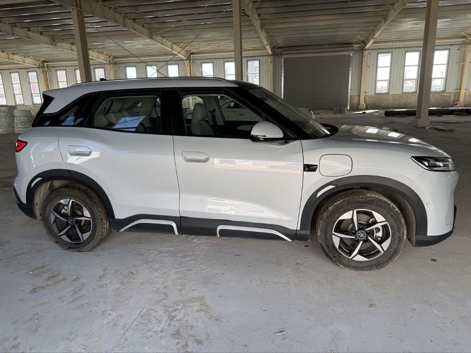 BYD YUAN UP Full 4POZITSIYA yilli 2025