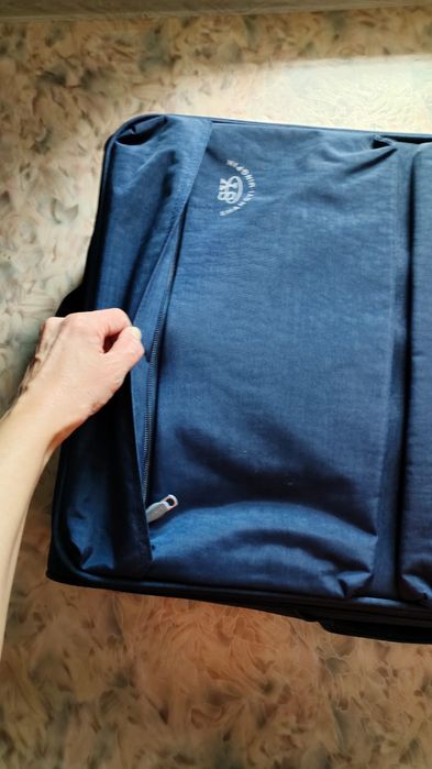 Большой  чемодан