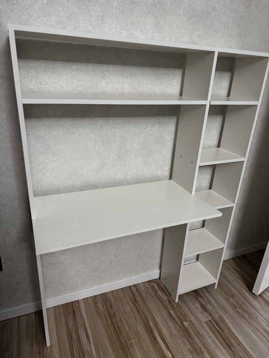 Продам стол  в хорошем состоянии