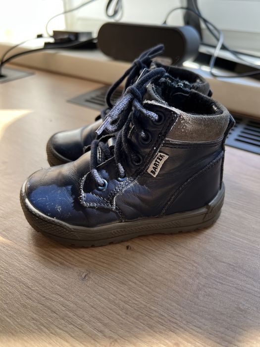 Продам демисезонные ботинки