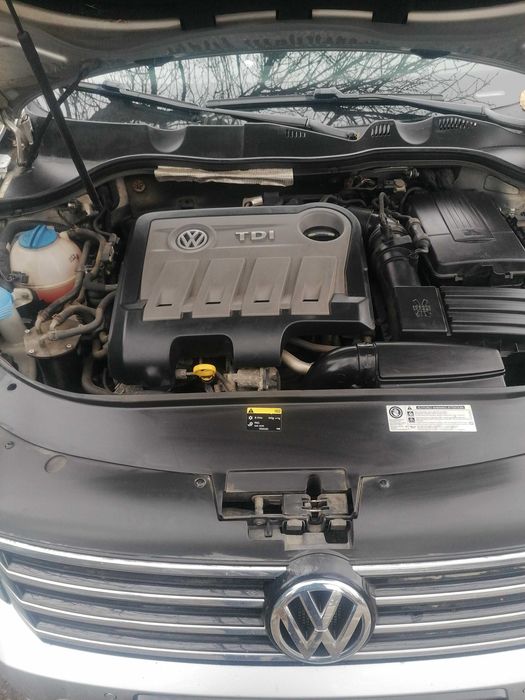 Volkswagen Passat B7 2.0 Tdi 140 CP Xenon, DSG