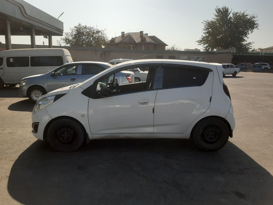 Spark sotiladi srochno!