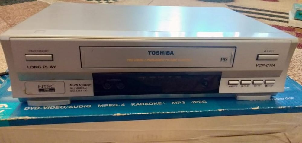 DVD Toshiba продам