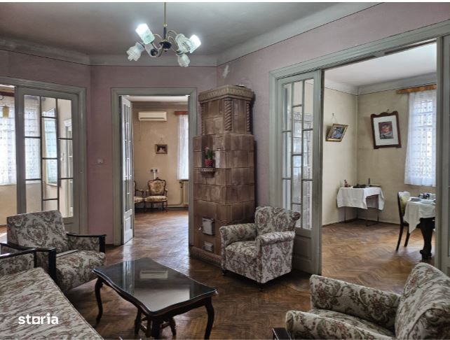 Vanzare 3 camere Stirbei Voda - Casa Radio