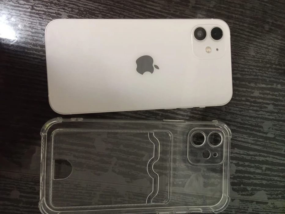 айфон 12, гарантия год