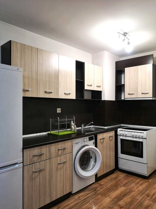 Продава се Двустаен апартамент в Стара Загора, Три чучура - център - 82 кв.м за 1013 €/кв.м - Снимка #4