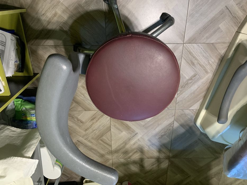 Стоматологичен стол в перфектно състояние