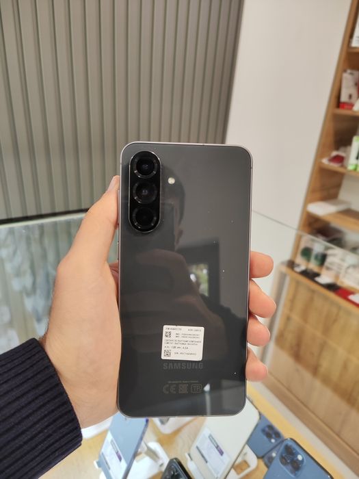 Samsung a 56 8/256gb