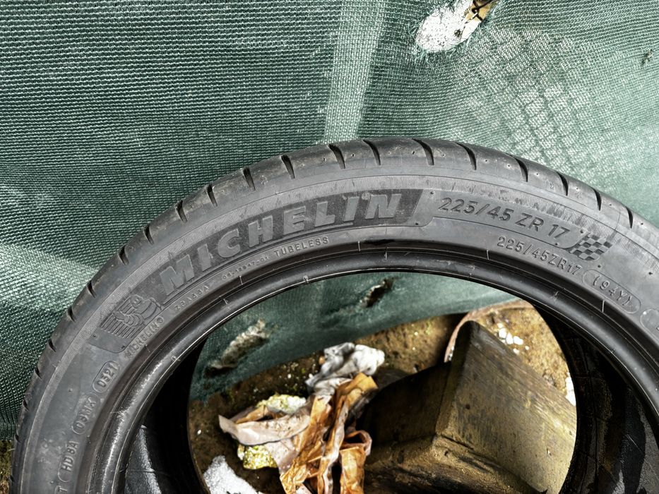 Michelin pilot 225/45/17