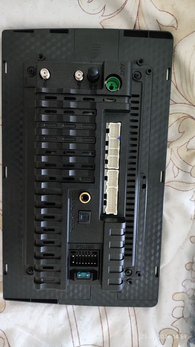 Продается андроид магнитола teyes сс3