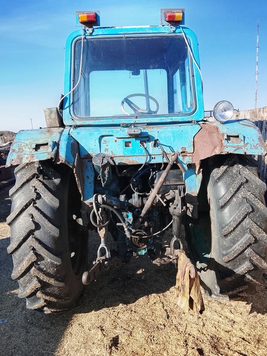 Продам трактор мтз