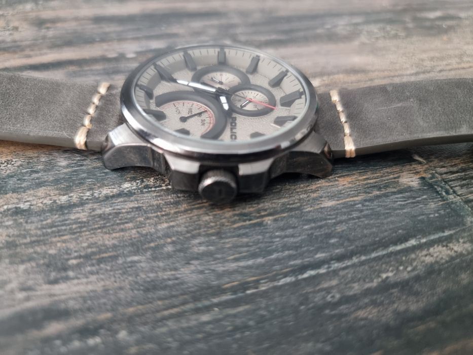 Ceas Police 14799j stare foarte bună