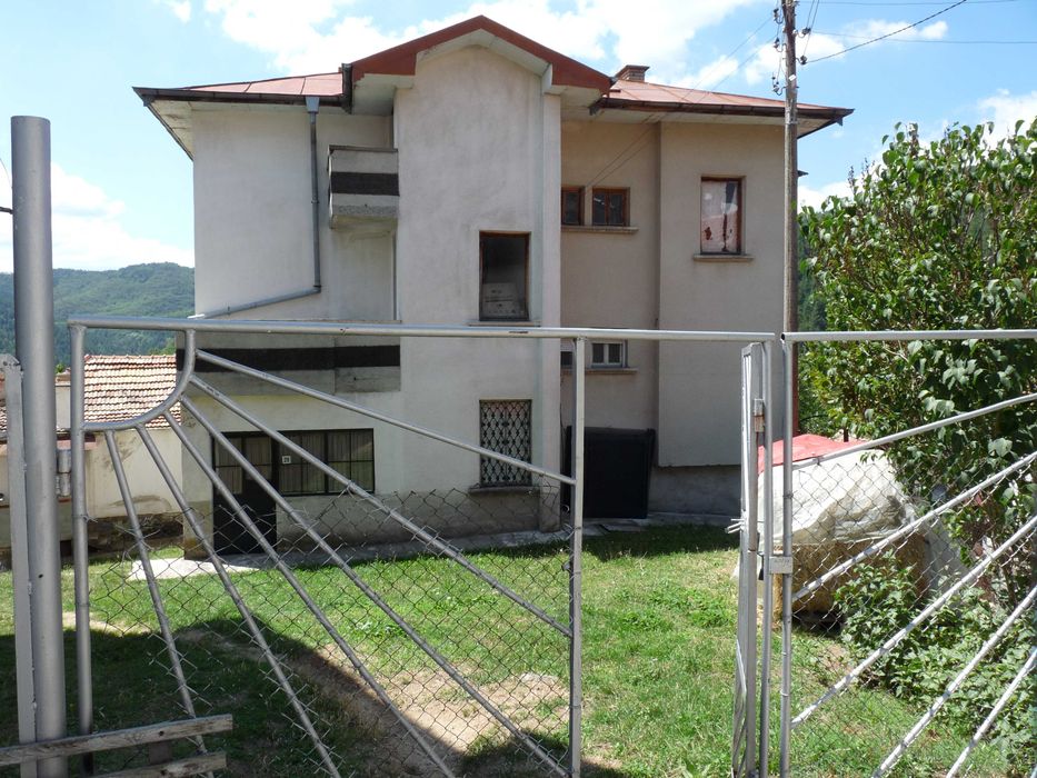 Продава се Къща в Пловдив, Старият град - 256 кв.м за 317 €/кв.м - Снимка #2