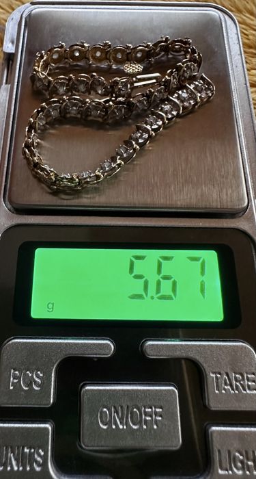 Bratara tenis din aur