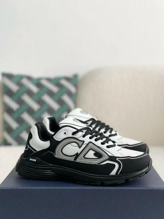 CD B30 / Light Grey / Black / Brown