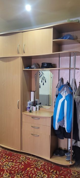 Продаётся гарнитур прихожие  б/у.