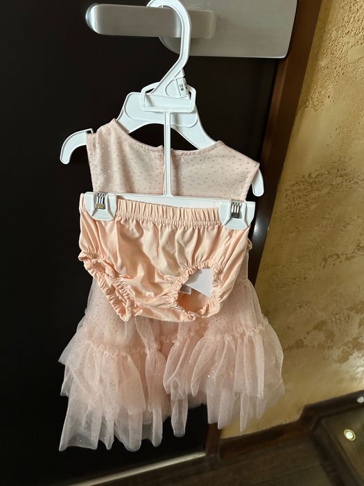 Чисто нова рокля Guess за децс