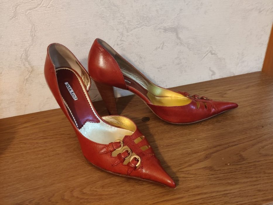 Продам туфли женские