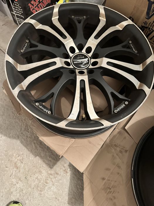 Джанти Barracuda Tzunamee R18 5x112 8J