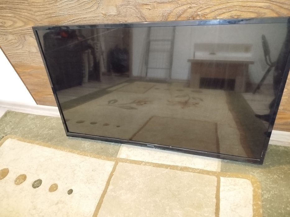 Продам телевизор Panasonic