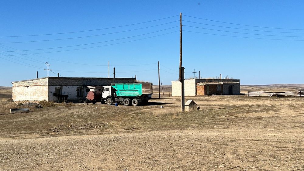 Продаеться КХ Уланский район