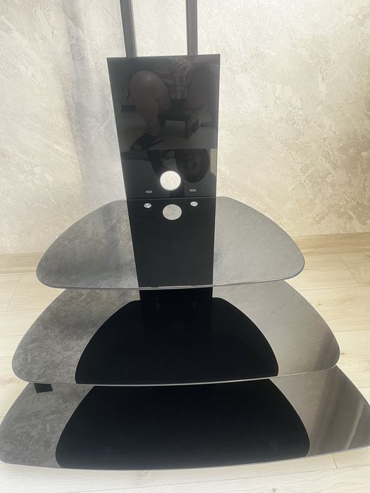 Подставка под ТВ